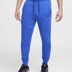 NEW Nike Sportswear Tech Fleece Men’s Joggers Game Royal SMALL & MEDIUM AVAILABLE