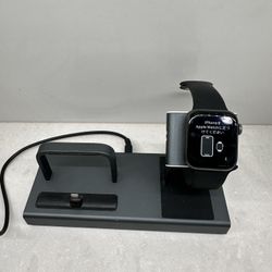 Apple iWatch Series 4 40mm Aluminum Cellular + Charger 