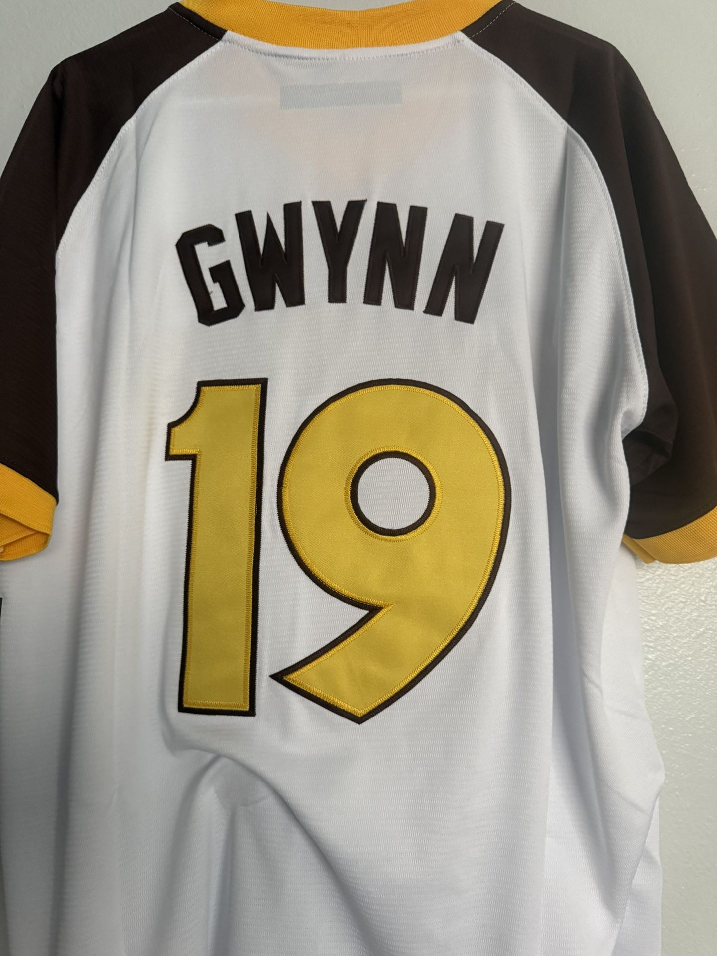 Tony Gwynn San Diego Padres White Home Cooperstown Collection Player Jersey