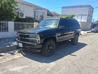 1996 2 door tahoe... $4200