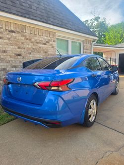 2021 nissan versa