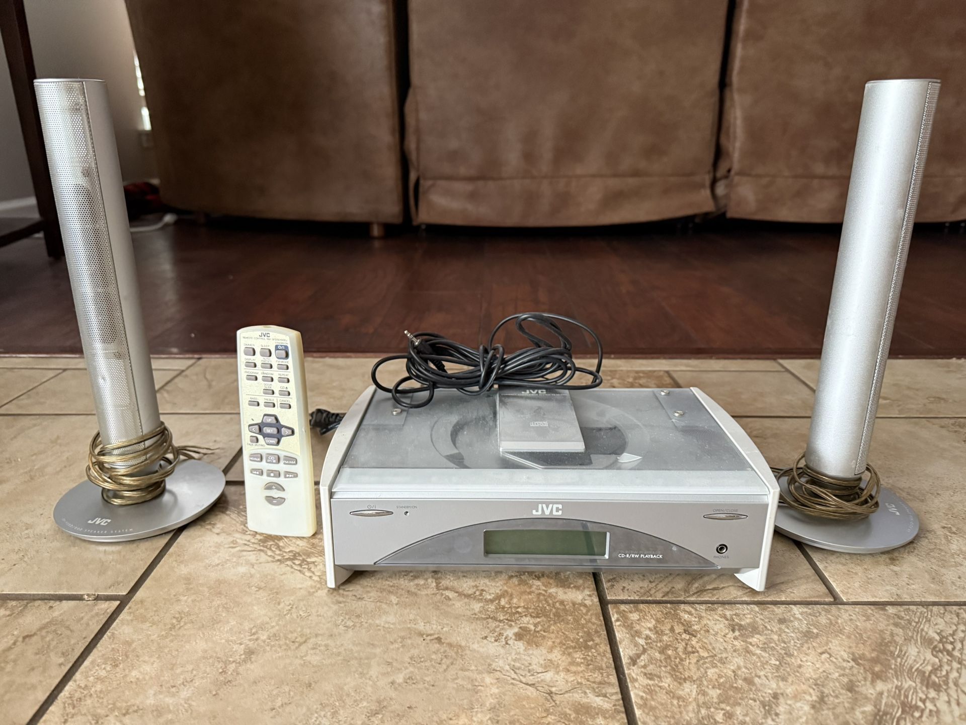JVC Micro Stereo System. FS-SD1000