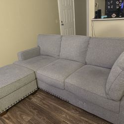 Gray Sofa in Great Condition – Super Comfortable