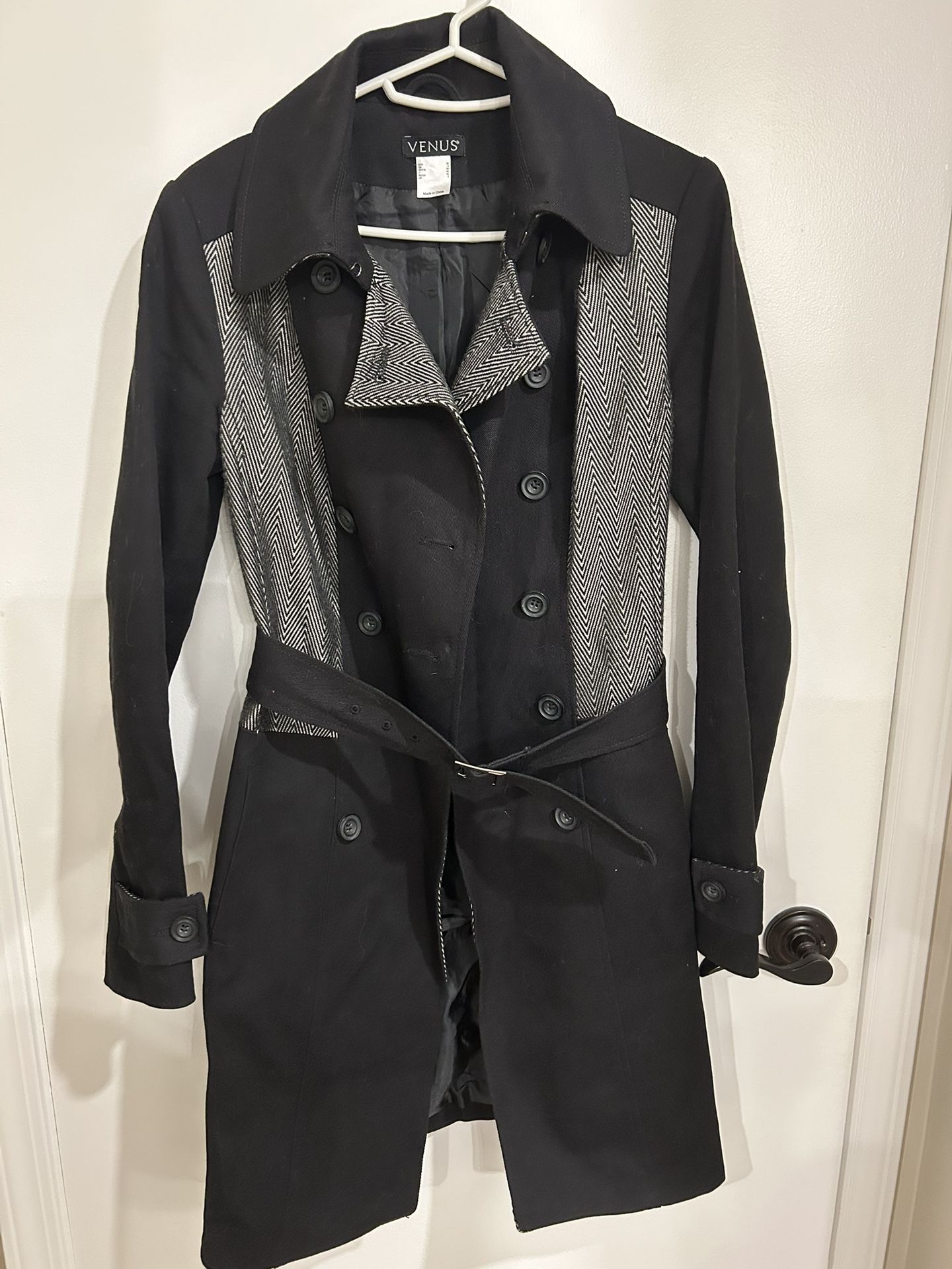 Women’s Trenchcoat