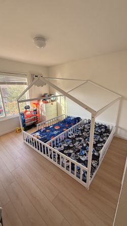 Twin Size House Bed Frame With Mattress Included Almost New