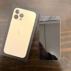 iPhone 13 Pro Max 256GB Gold – Unlocked – 87% Battery – Like New