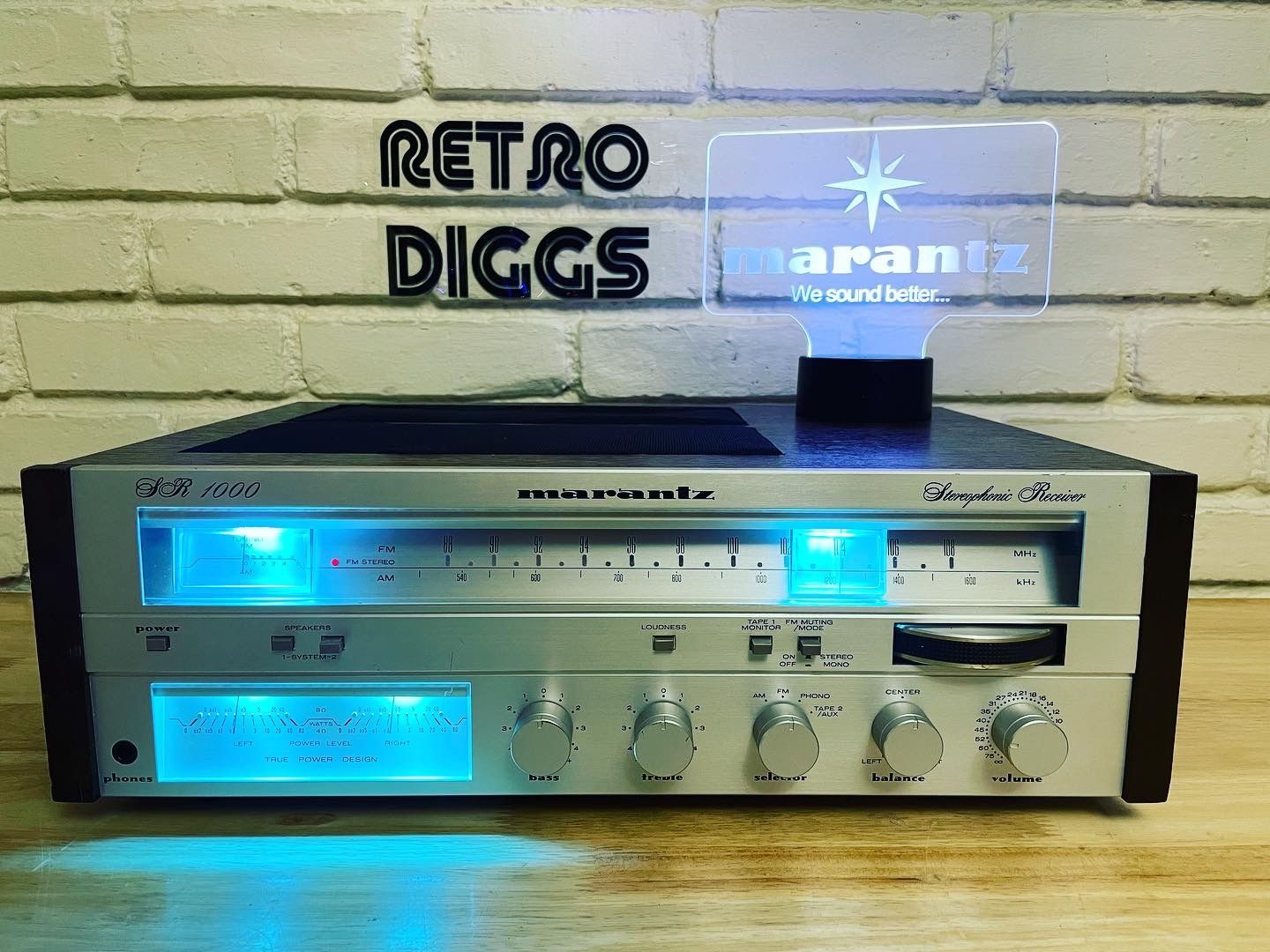 Vintage Marantz SR-1000 Stereo Receiver (serviced)