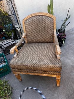 Wing back chair
