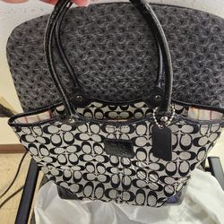 Coach Purse Black And Grey