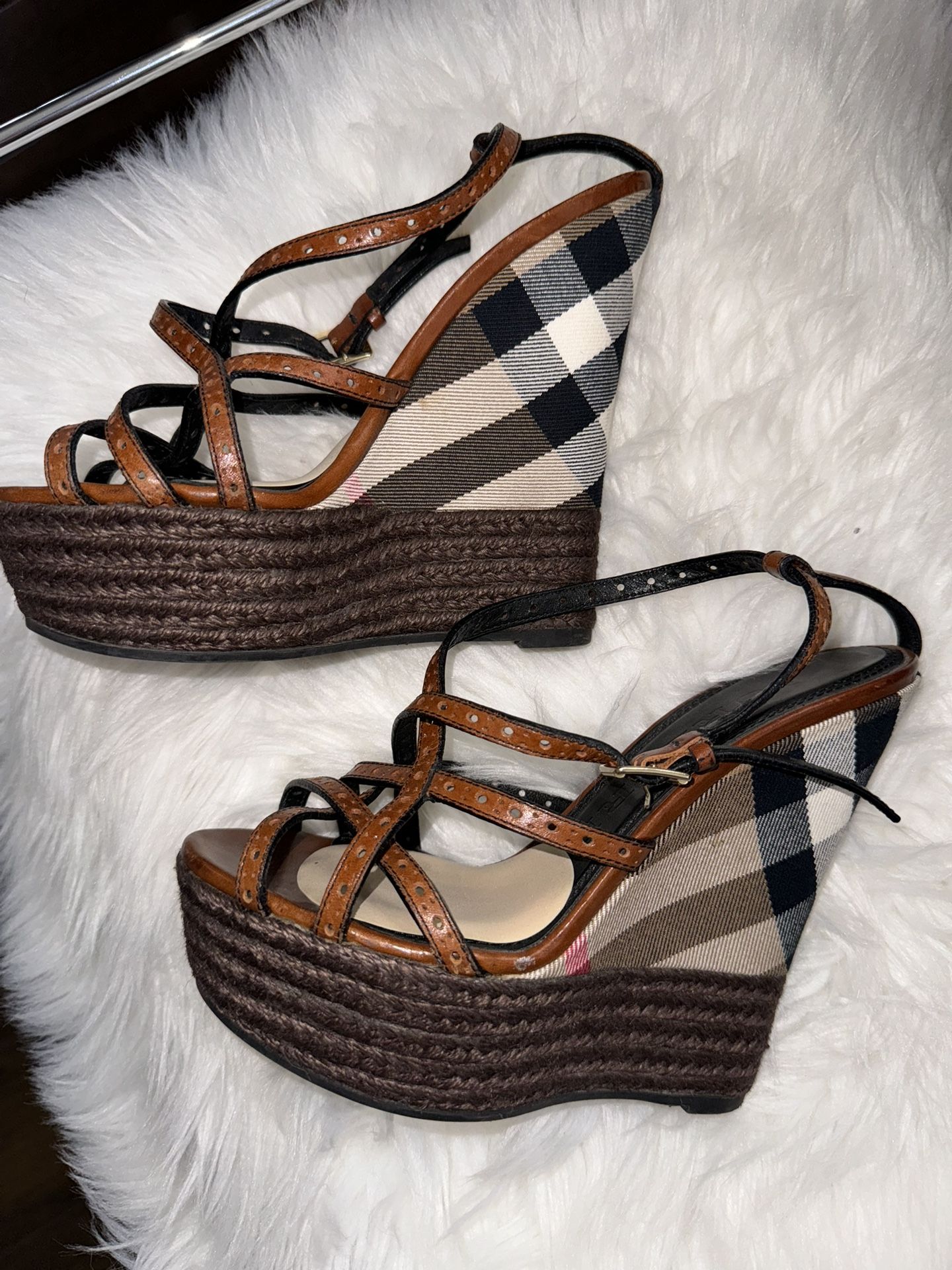 Burberry Shoes 