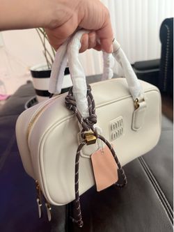 Creme purse(READ)