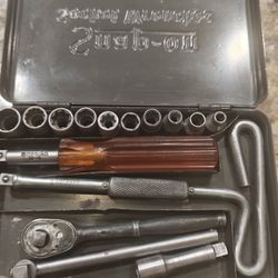 Snap On Vintage Tools Ratchet And Sockets
