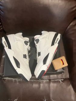 Nike Air Jordan 4 Retro Flight Club size 11