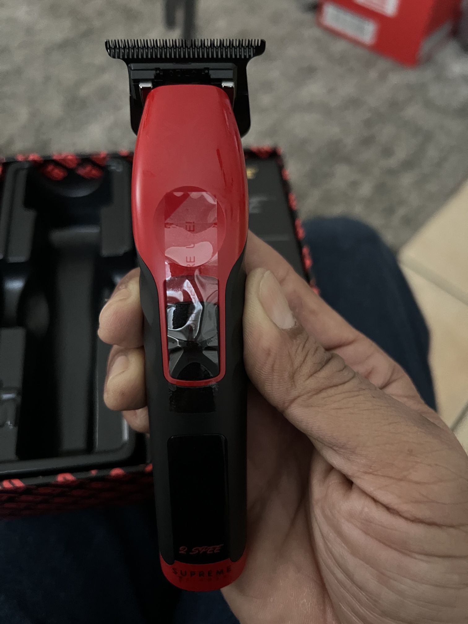 PROFESSIONAL BARBER CORDLESS TRIMMER