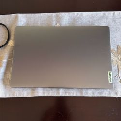 Lenovo Laptop Intel Core i5 – Like New – Fast & Reliable