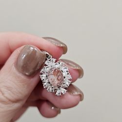 Vintage Flower Pendant Natural Stone 