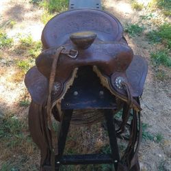 Western  Saddle 