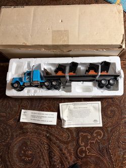 Matchbox Collectibles Peterbilt 359 Flatbed Transporter 1:58 KS192/SA-M NIB