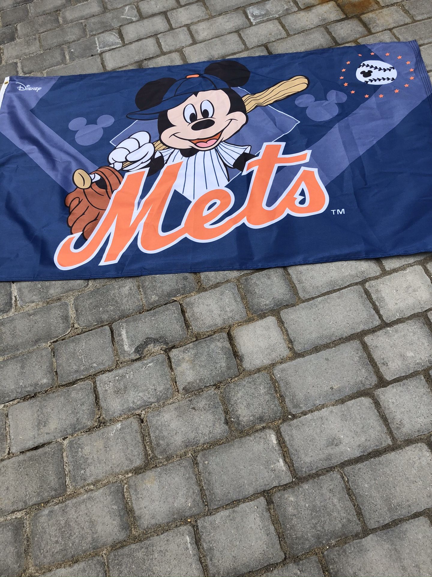 New York Mets Official Disney Mickey Mouse Flag