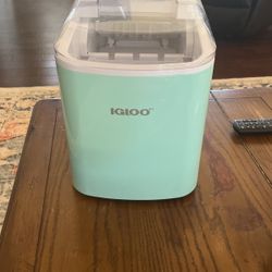 Igloo Ice maker