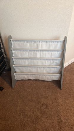 Kids bookshelf