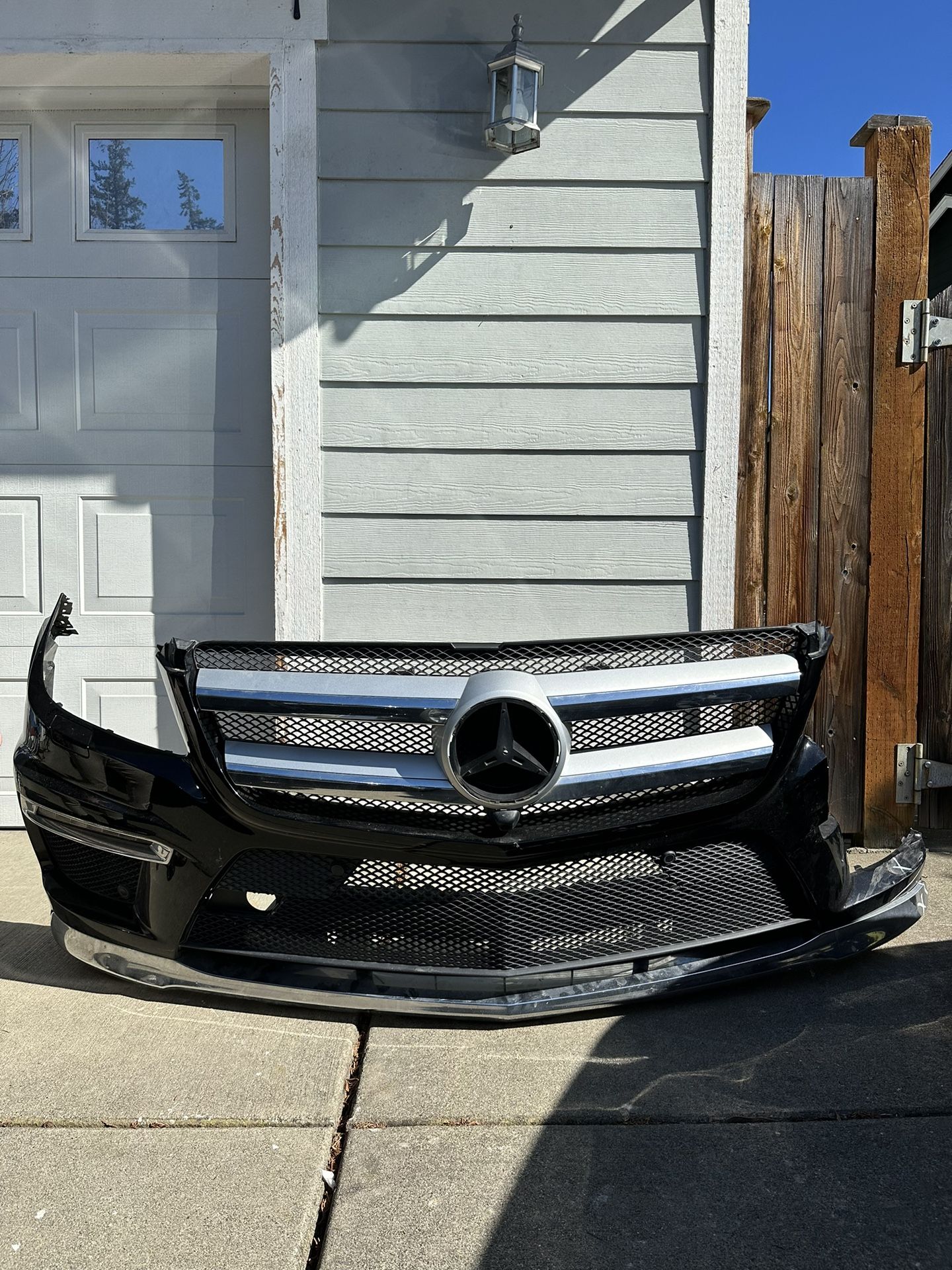 GL550 Front Bumper