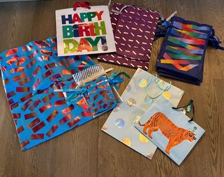FREE Gift bags - assorted