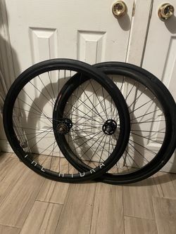 Track bike