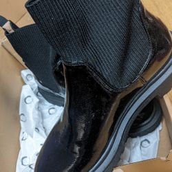 Sabriel Black Women's Boots-New-sz 6