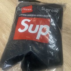 Pack of supreme socks