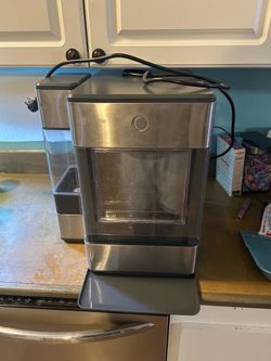 Ge profile nugget  ice maker