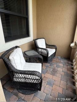 Patio set wicker