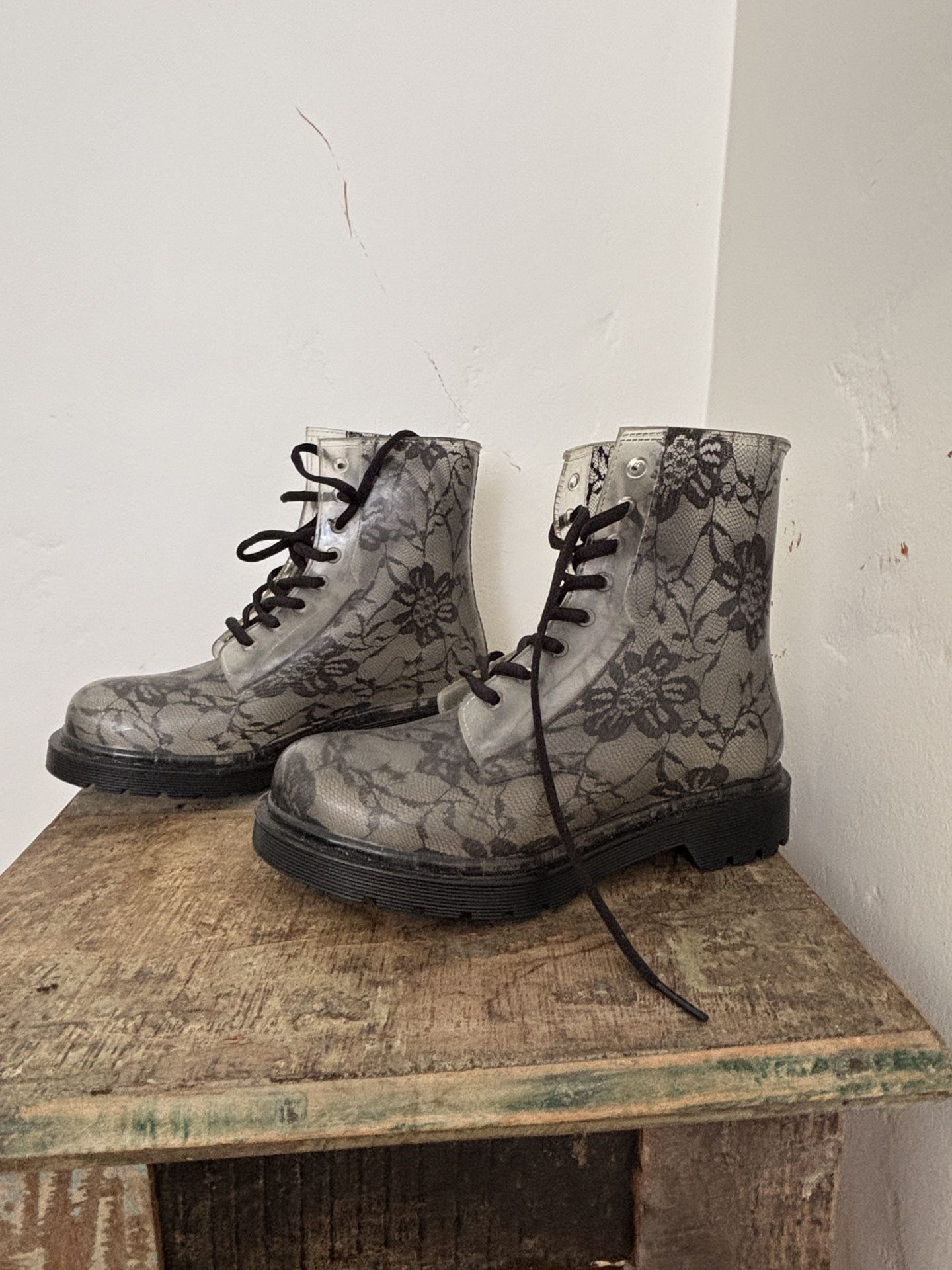 G.SIX Black Lace Translucent Lace-Up Rain Boots