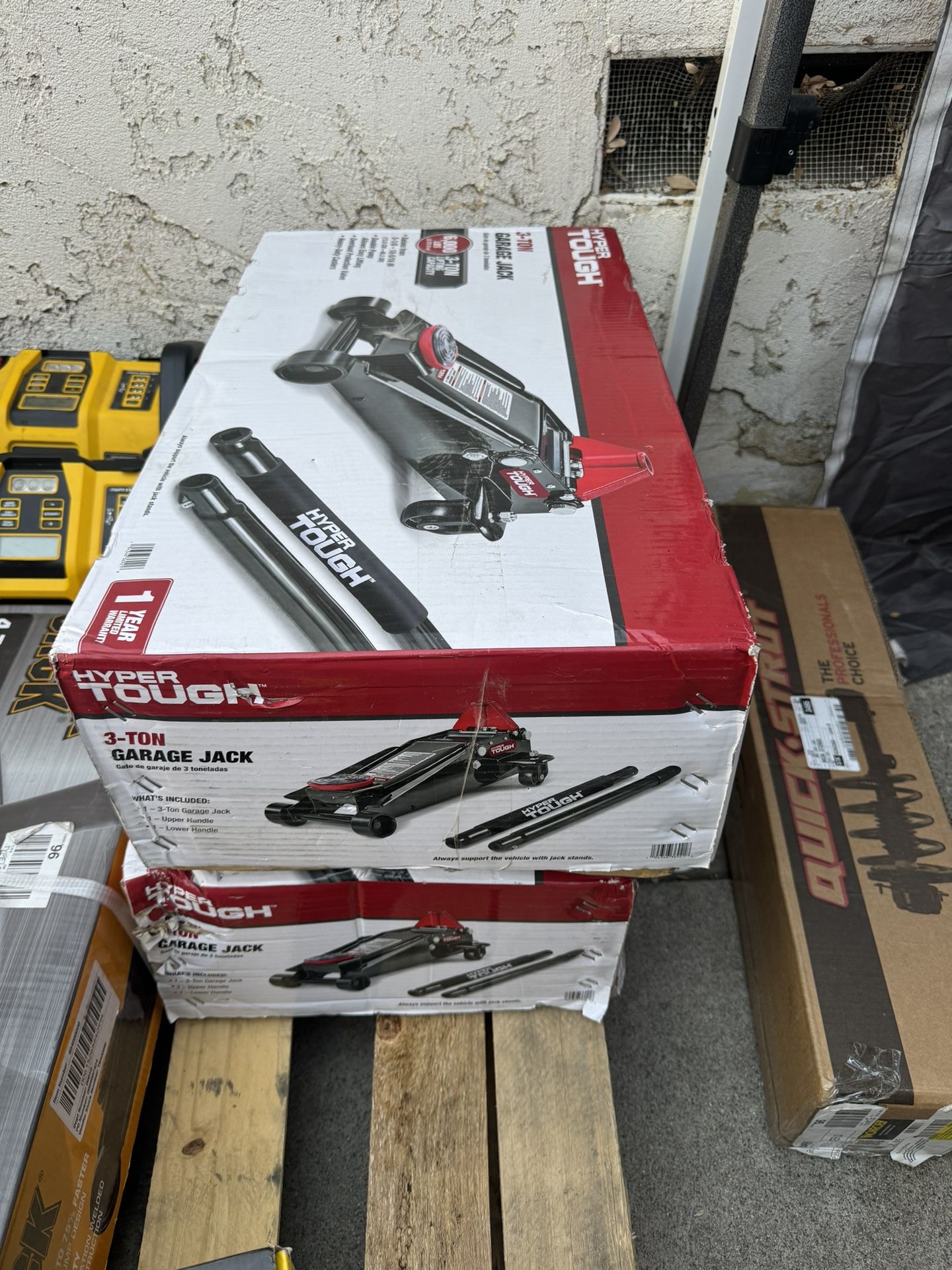 Hyper Tough 3 Ton Floor Jack with Dual Pump - Black