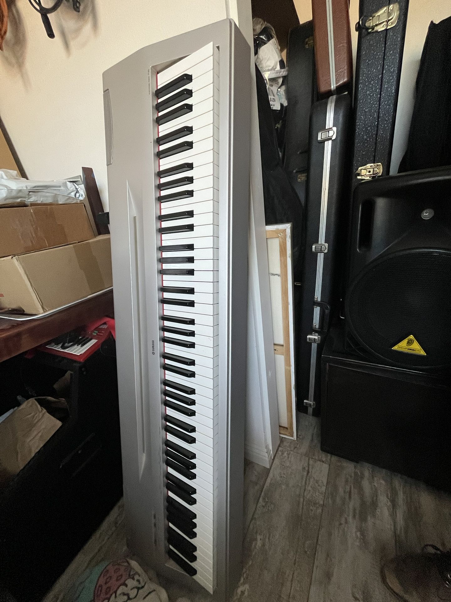 Yamaha P-60 Digital Piano