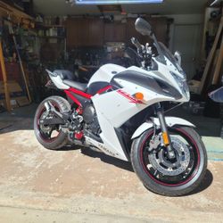 yamaha FZ6R 