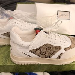 Women Gucci Sneakers