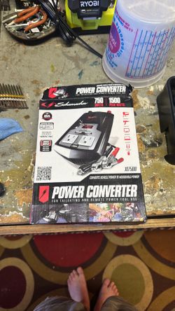 Car battery power converter