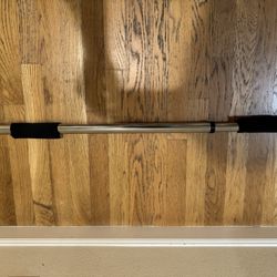 Pull Up Bar
