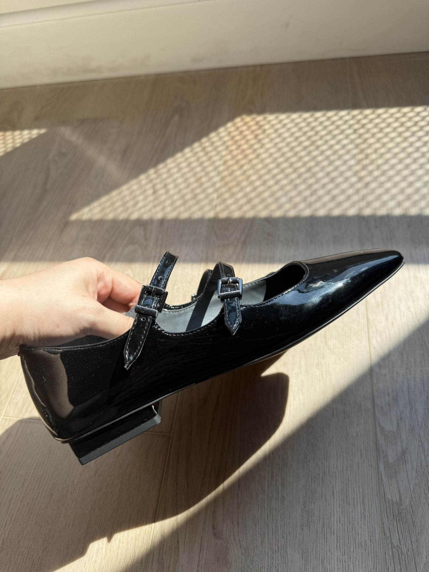 New “Franco Sarto” Size 39 Black Flats
