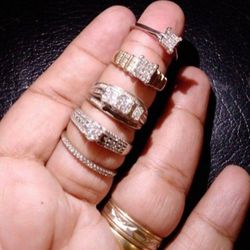5 Real Gold Rings 10k  And Diamonds $850 [PLEASE READ DESCRIPTION]