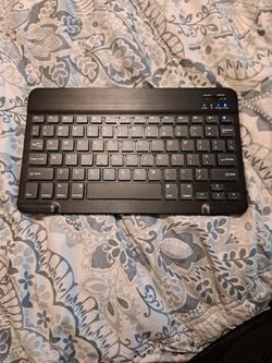 Bluetooth keyboard