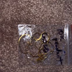 10k Gold Pendant 