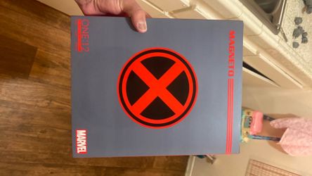 Mezco Magneto