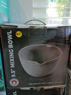 Chef's Counter 9.5" Ceramic Mixing Bowl