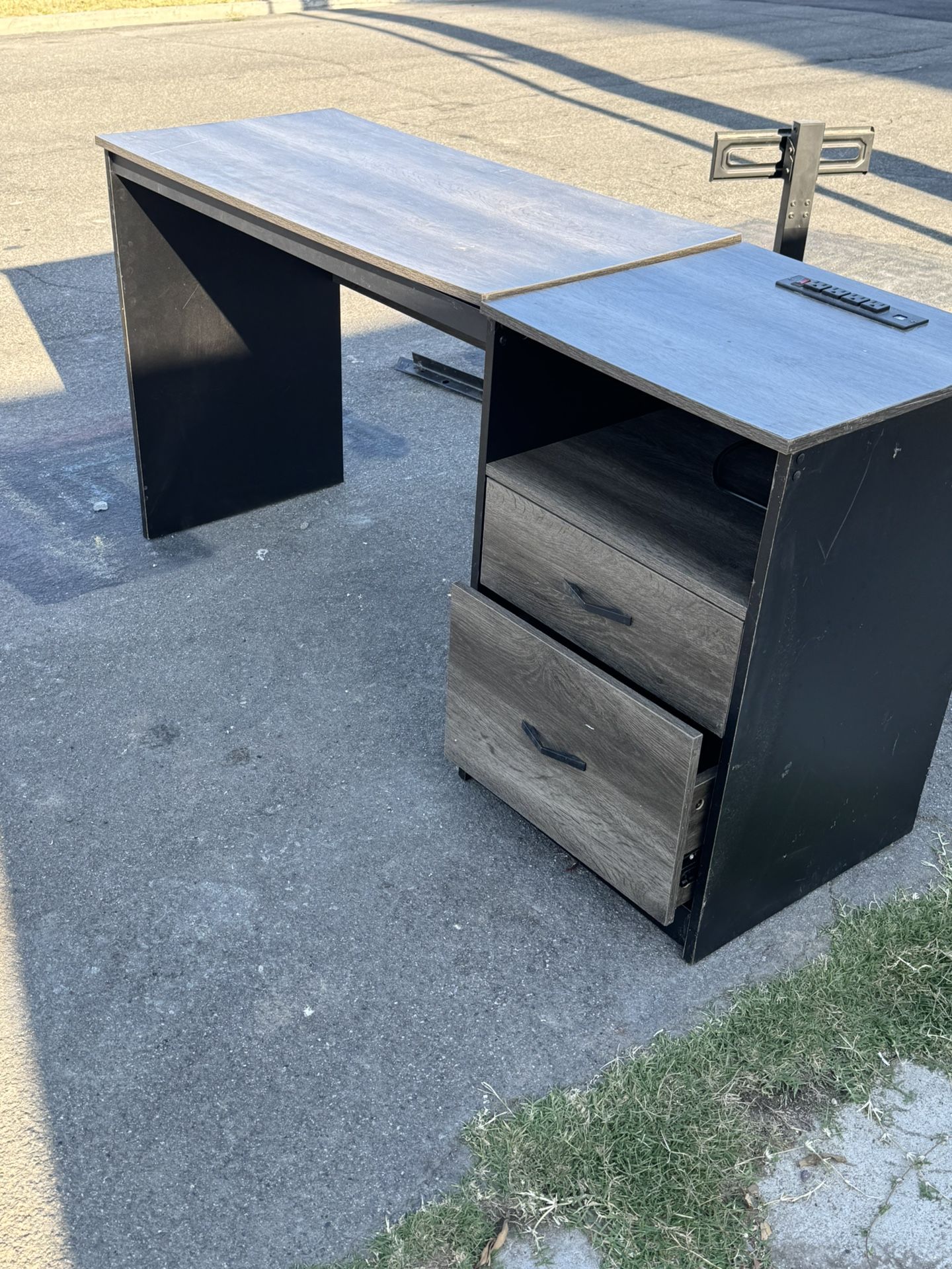 Free Desk Bed Frame Tv Stand