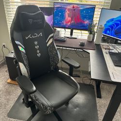 Secret Lab Gaming Chair