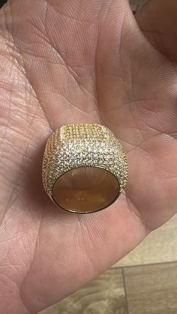 Storage found men’s ring