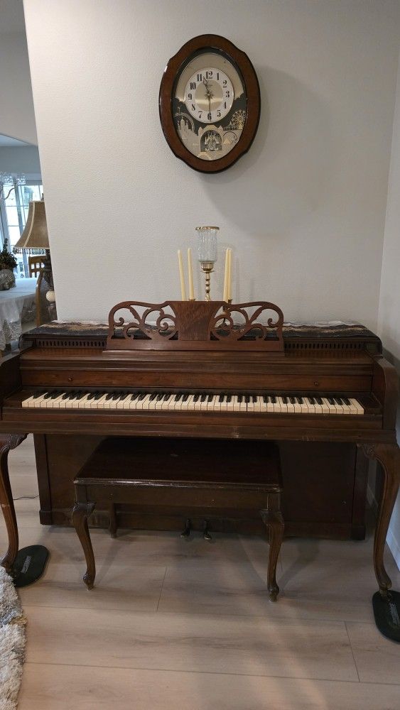 Free Piano