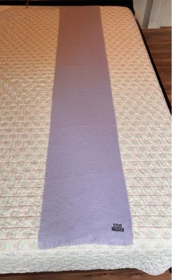 Steve Madden lilac Acrylic knit scarf/wrap 76X13